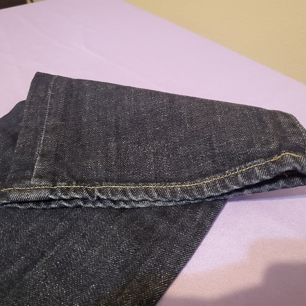 Levi's Dark Wash Denim Jeans - Picture 8 of 9
